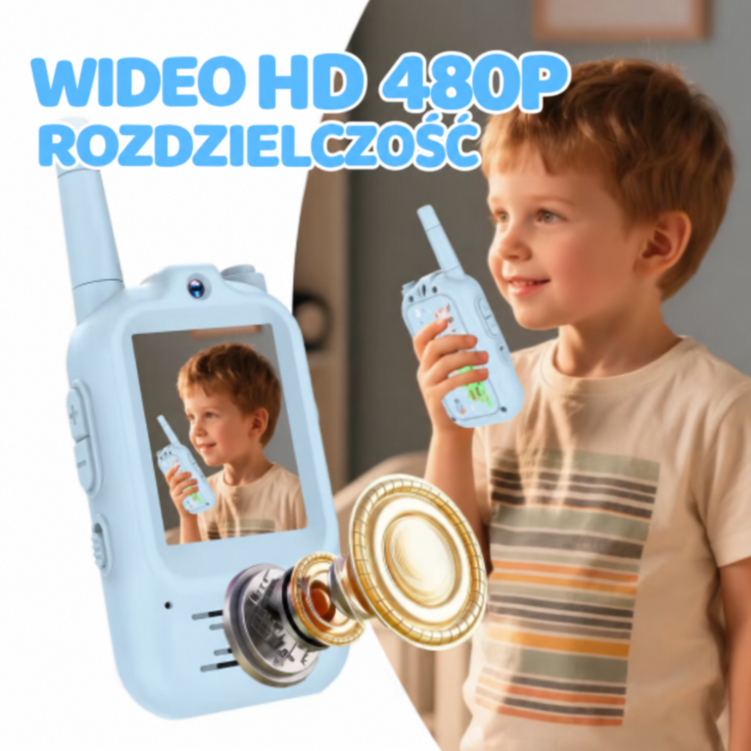 Chłopiec trzymający niebieską krótkofalówkę Mali W Kontakcie z wideofonem w rozdzielczości HD